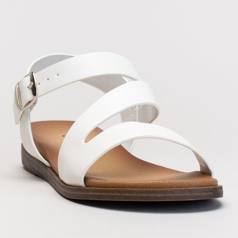 ASYMMETRICAL STRAP SANDAL