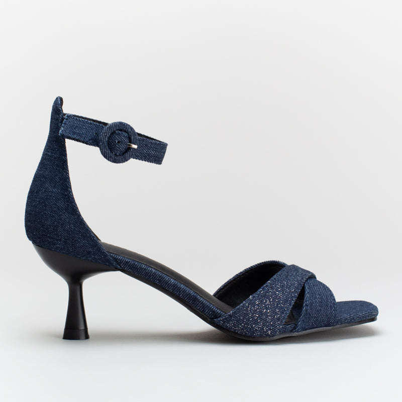 KITTEN HEEL WITH CROSS OVER STRAP