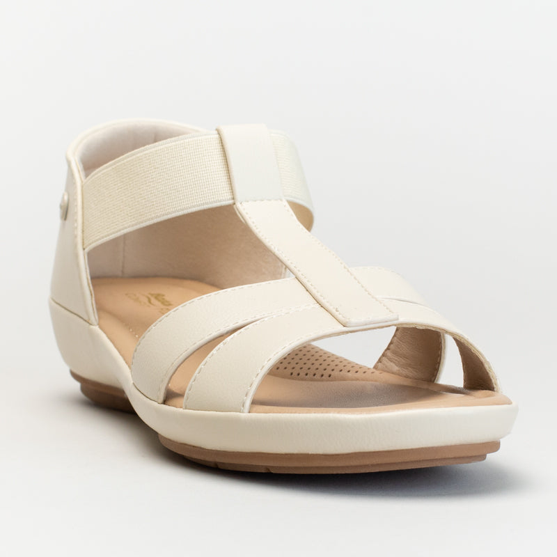 Bata Comfit T-bar wedge