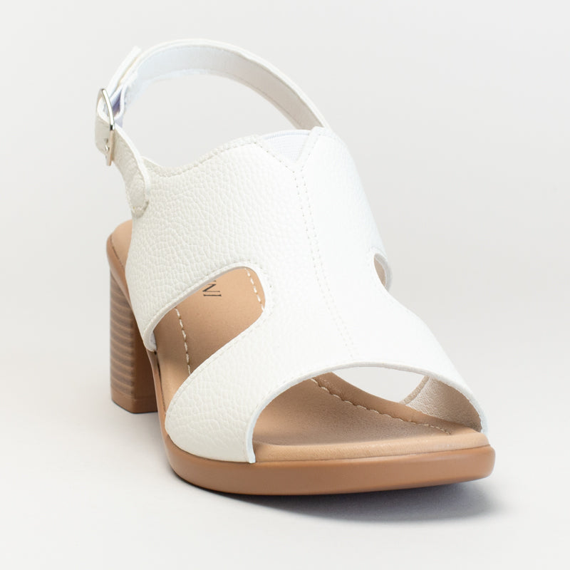 Giovanni Block Heel Slingback