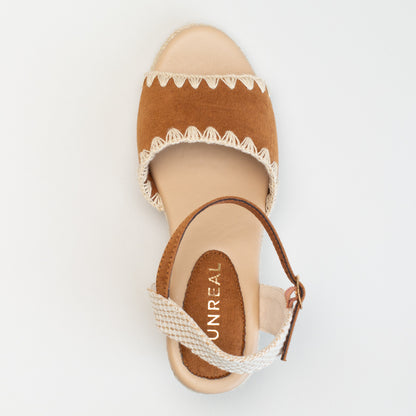 Wedge with Whipstitch