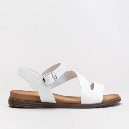 ASYMMETRICAL STRAP SANDAL