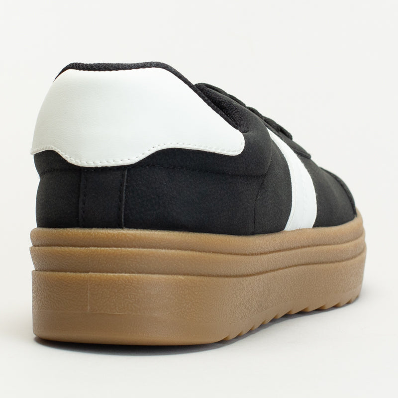 STACKED SNEAKER