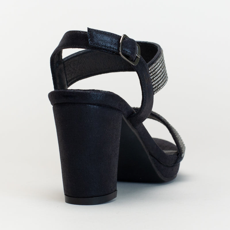 Ladies double diamante low platform