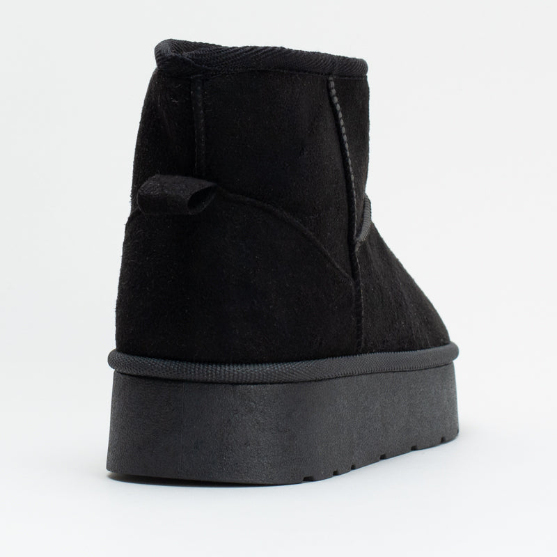 Snug Ankle Boot _ 160792