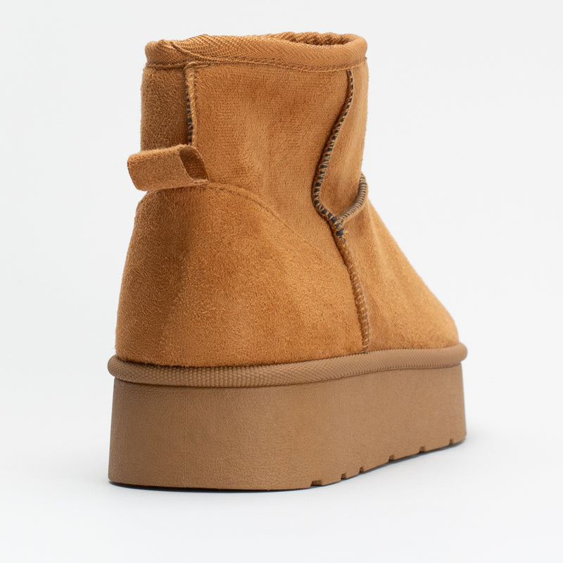 Snug Ankle Boot _ 160794