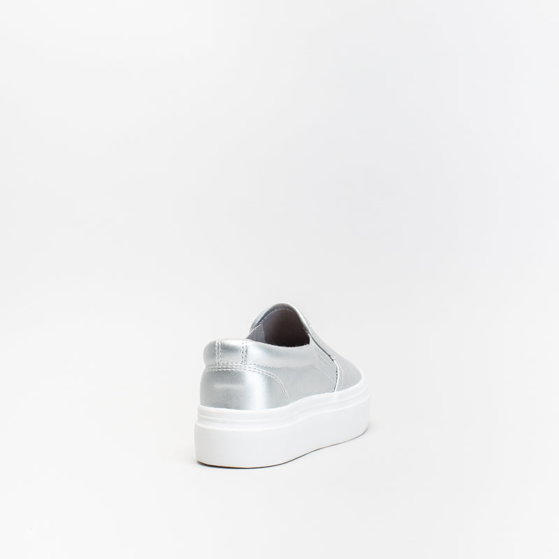 Older Girls Metallic Slip On Sneaker _ 142675