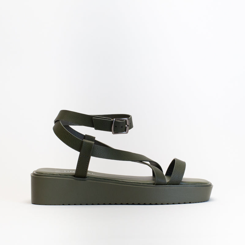 Unreal Women Flatform X-Over Sandal _ 150681