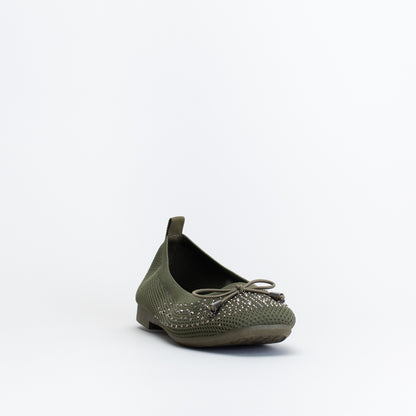 Pierre Cardin Women Knit Diamnate Pump _ 152967