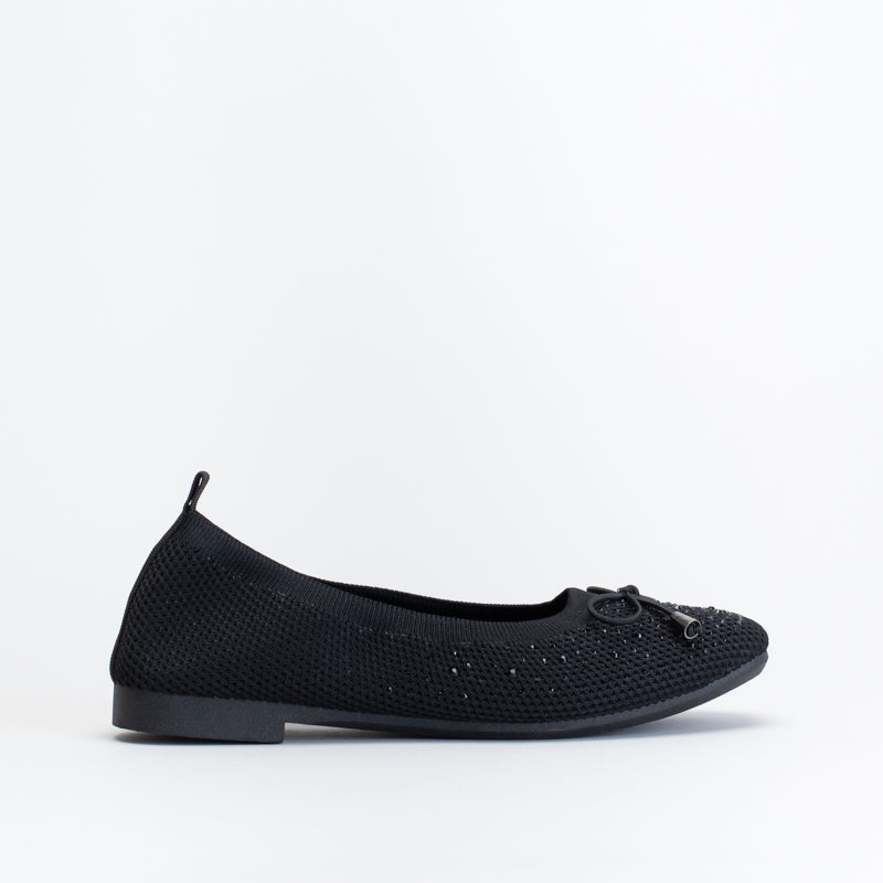 Pierre Cardin Women Knit Diamnate Pump _ 152967