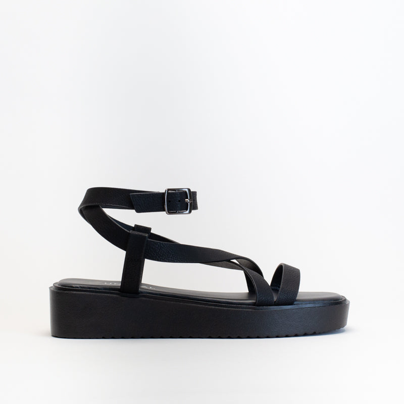 Unreal Women Flatform X-Over Sandal _ 150681