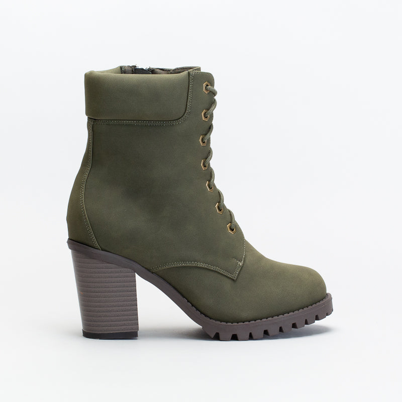 Unreal Women Classic Heeled Hiker Boot 146868 Shoe City