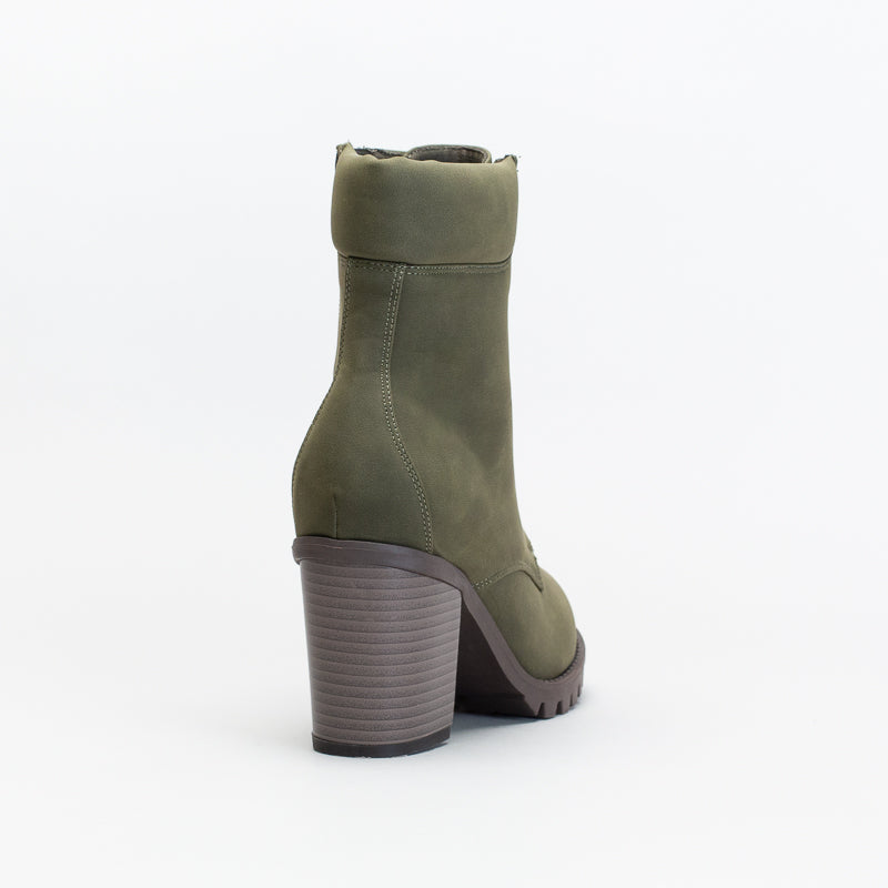Unreal Women Classic Heeled Hiker Boot 146868 Shoe City