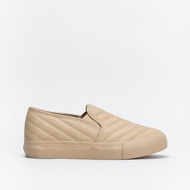 Unreal Women Slip-On Sneaker _ 137715