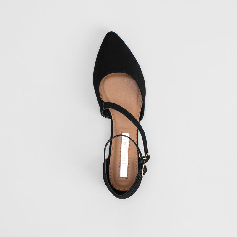 Unreal Women Comfort Pointy Flat A-Symetic Shoe _ 137950