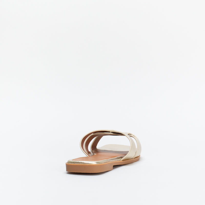 Unreal Women Knotted Flat Mule Sandal _ 144809