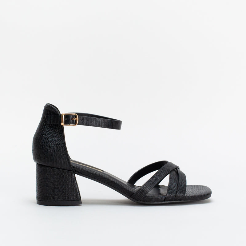 Unreal Women Mid Block Heel Sandal _ 145309