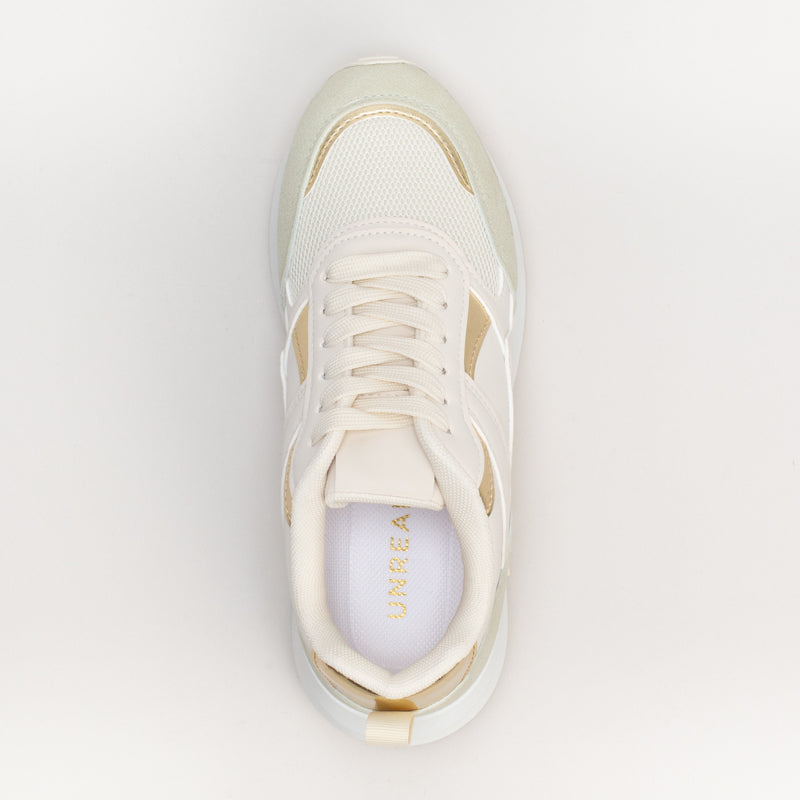 Sneaker with Metallic Detail _ 160478