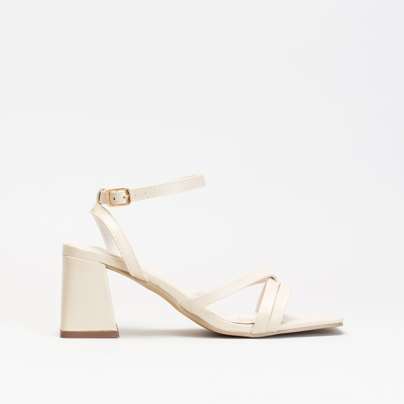 Unreal Women Block Heel Strappy Sandal _ 150737