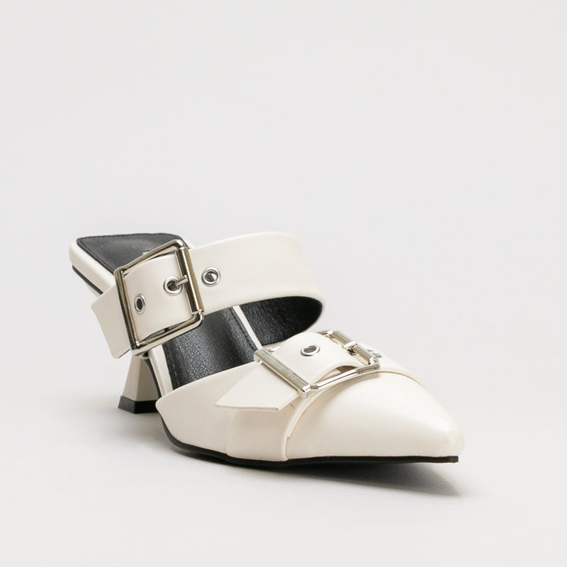 Kitten Heel Pointy Slip On _ 160308