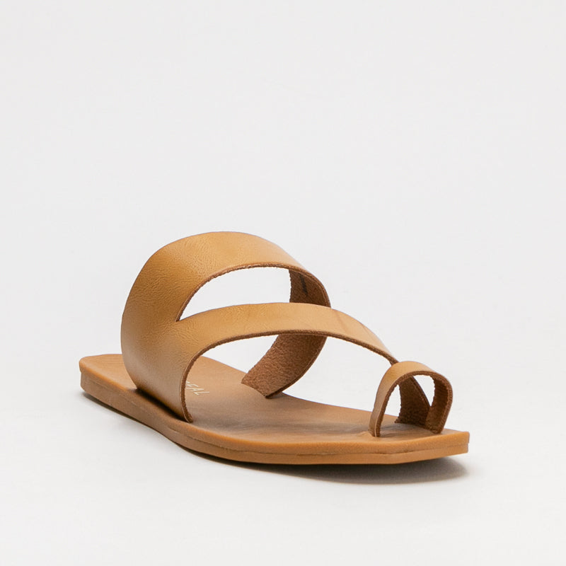 Toe Loop Sandal _ 160319