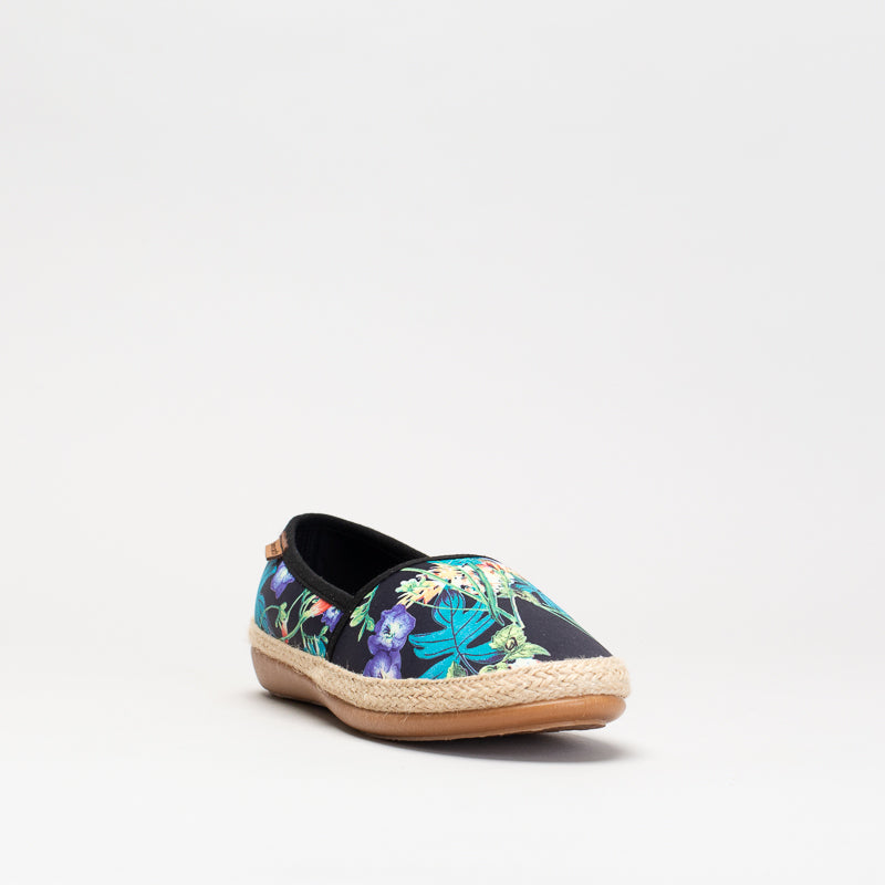 Women PC Slip On Shoe _ 152972