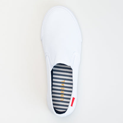 SLIP ON SNEAKER