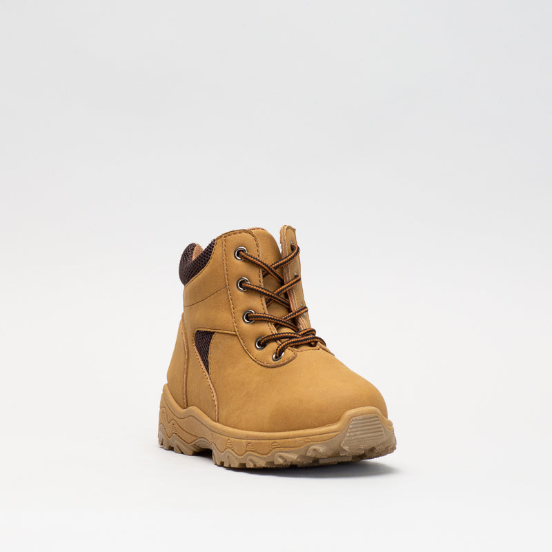 Older deals boys boots