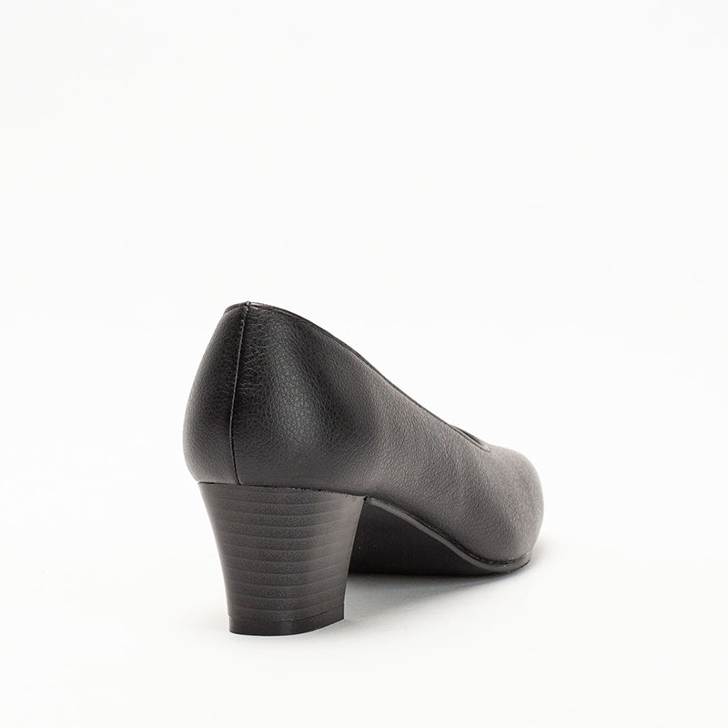 Basic Comfort Court _ 83693 | R 239.95 | Shoe City | South Africa