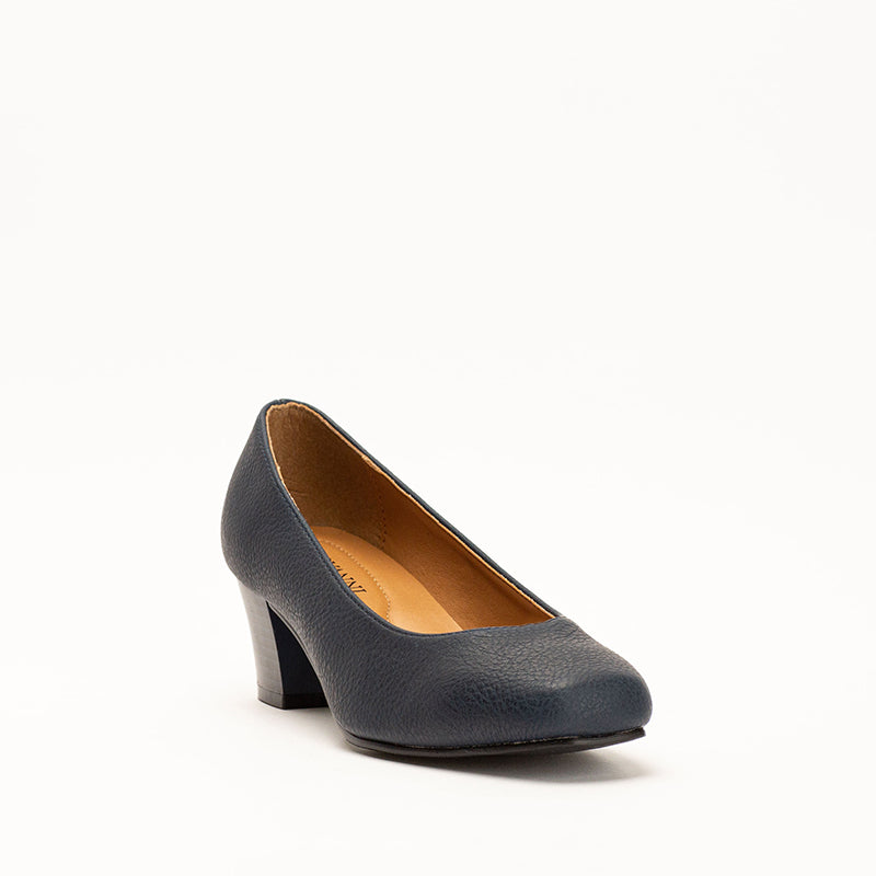 Navy court shoes size 5 Outlet