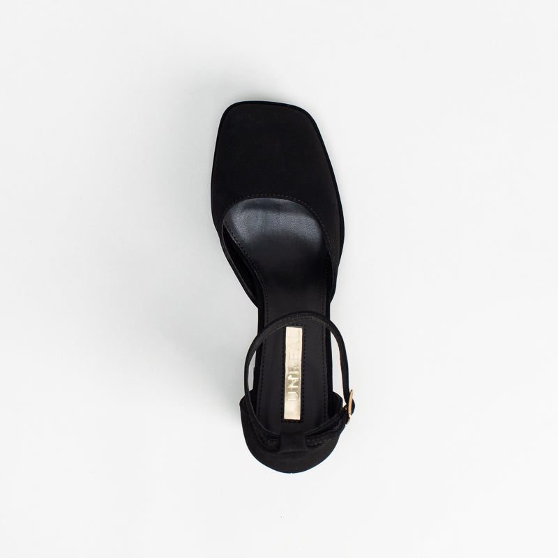 Unreal Women Platform Shoe _ 135694
