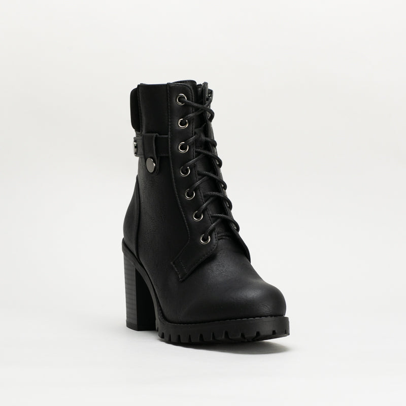Unreal Women Heeled Hiker Boot _ 135601
