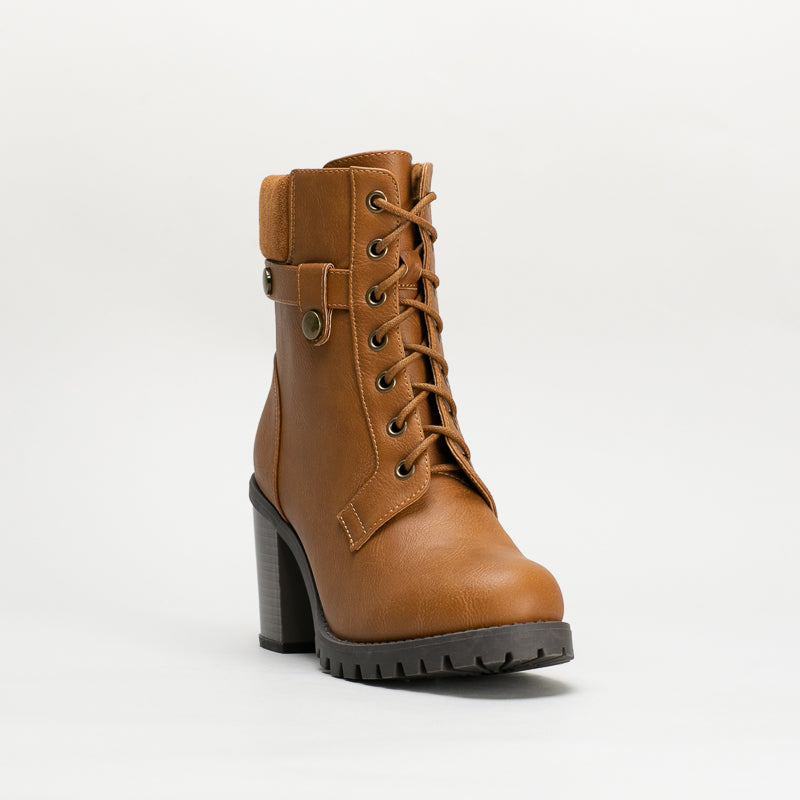 Unreal Women Heeled Hiker Boot _ 135601