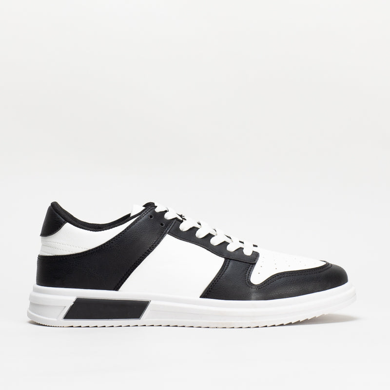 Retro Dunk Sneaker  _ 136158